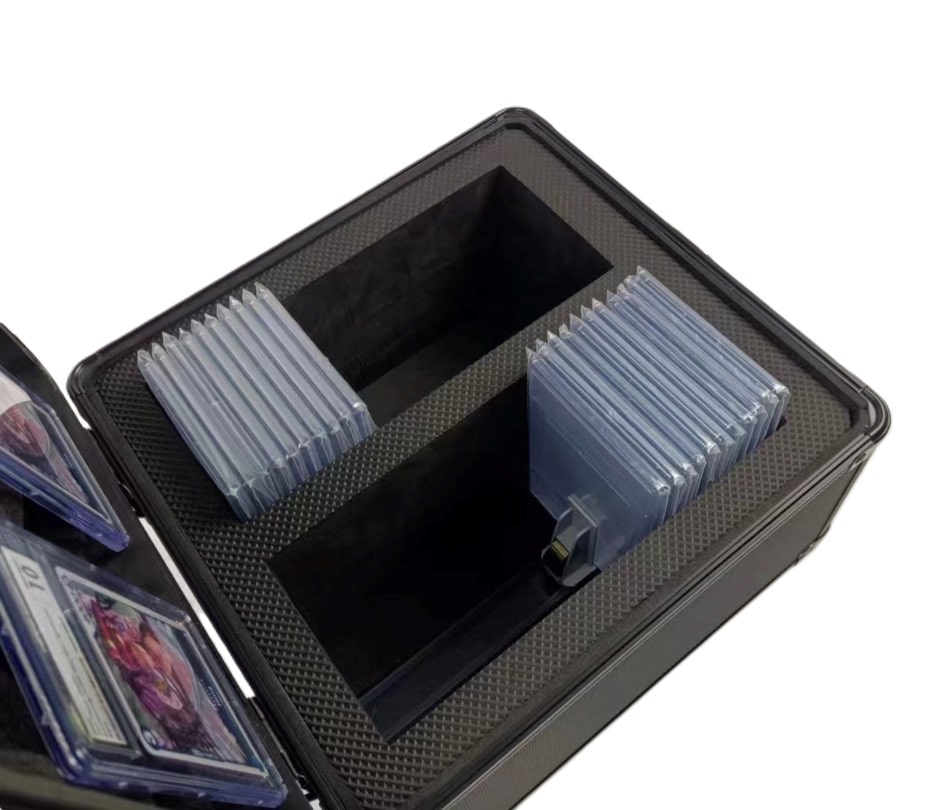 EVORETRO Graded Case with Key System EVORETRO Canada Card Protectors  Squirtle Squad Card Shop.