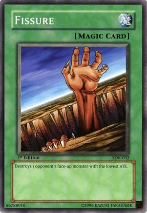 Fissure (SDK-032) - Starter Deck: Kaiba 1st Edition Starter Deck: Kaiba Yugioh Single  Squirtle Squad Card Shop.