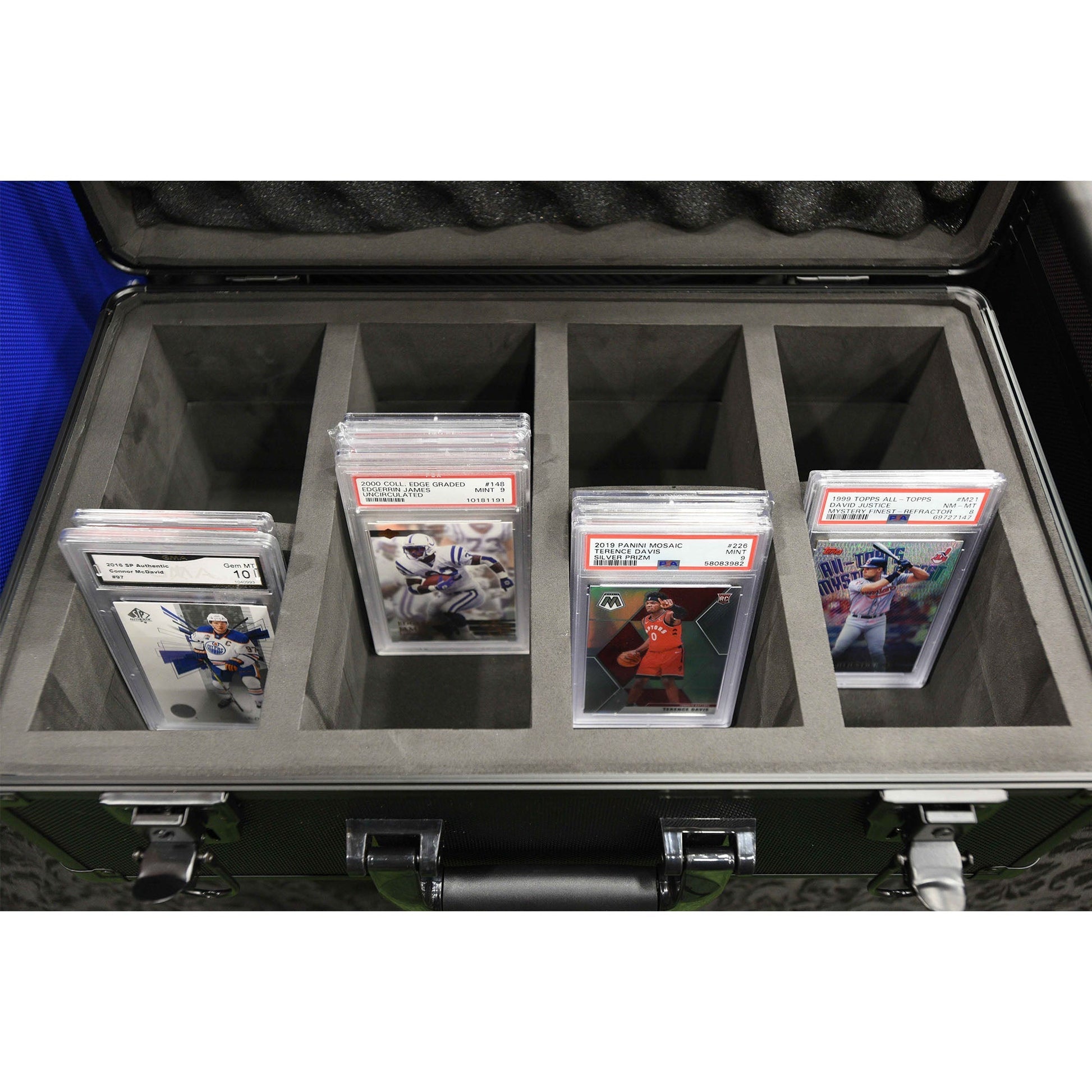 EVORETRO Graded Case with Key System EVORETRO Canada Card Protectors  Squirtle Squad Card Shop.
