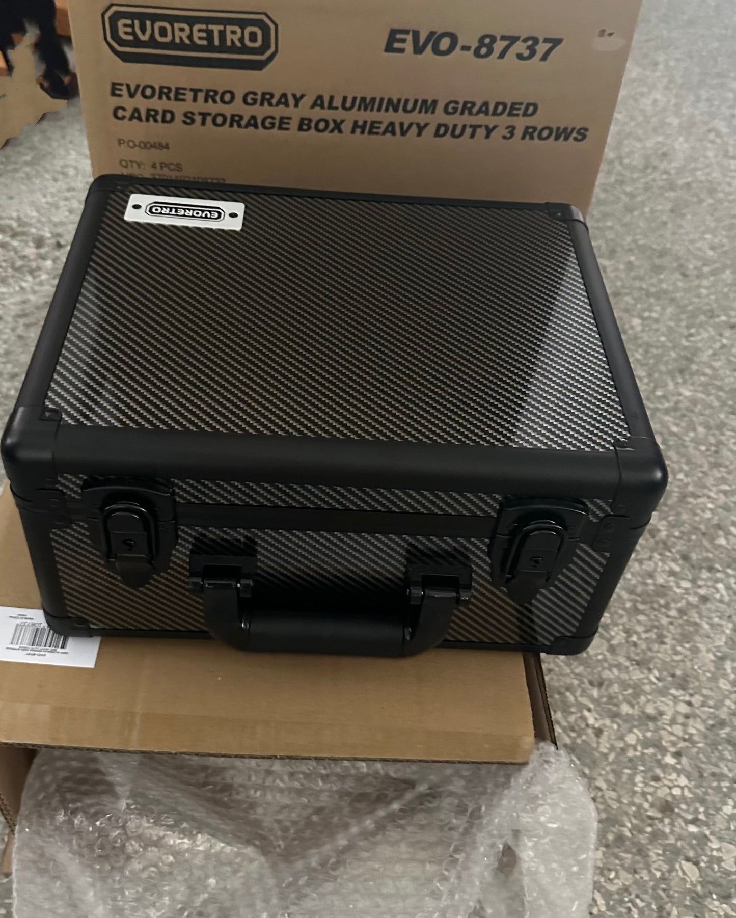 EVORETRO Graded Case with Key System EVORETRO Canada Card Protectors  Squirtle Squad Card Shop.