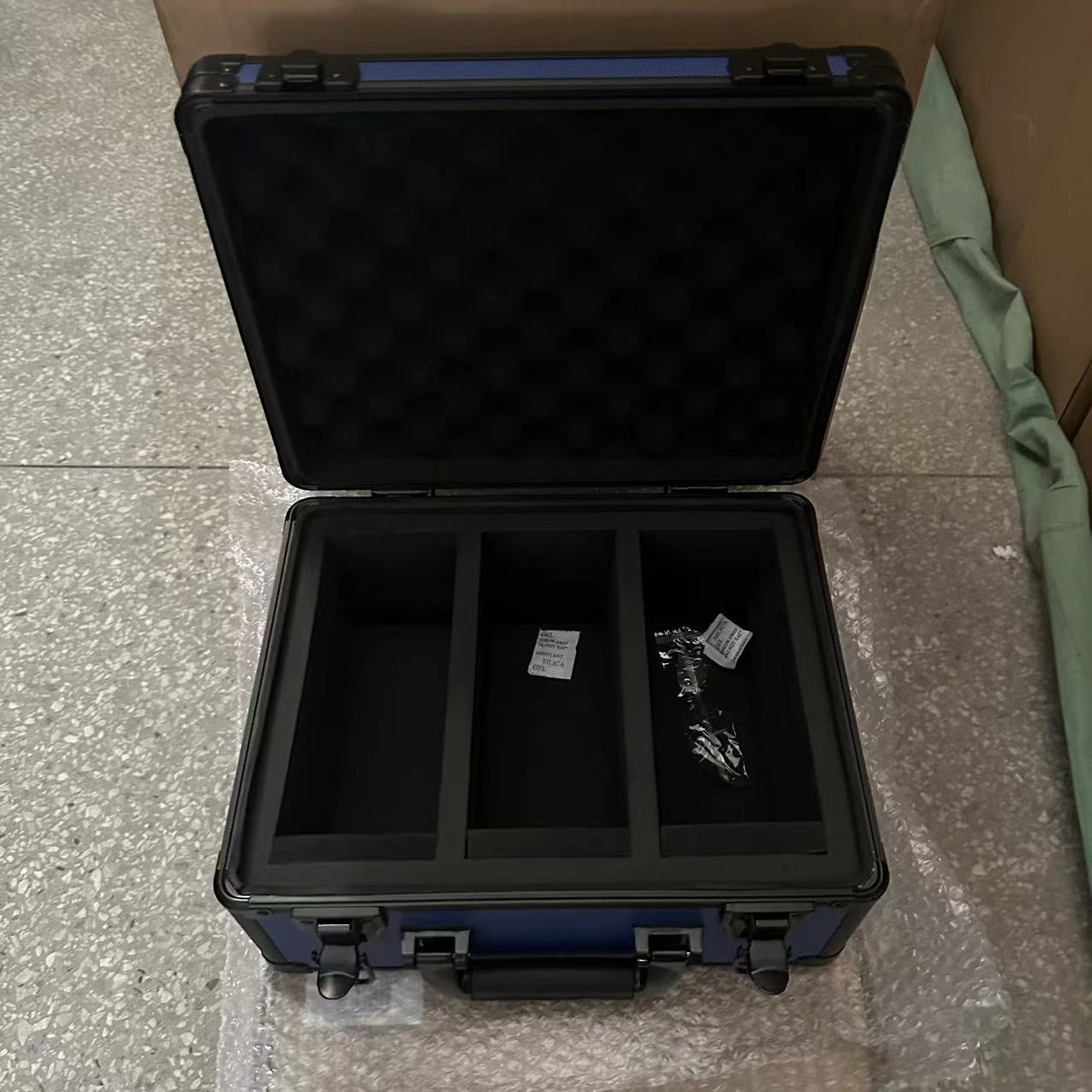 EVORETRO Graded Case with Key System EVORETRO Canada Card Protectors  Squirtle Squad Card Shop.